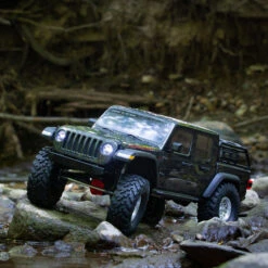 Axial 1/10 SCX10III Jeep JT Gladiator W/Portals RTR (Gray) #AXI03006BT1 22 Axial 1/10 SCX10III Jeep JT Gladiator W/Portals RTR (Gray) #AXI03006BT1 -Model Toys Store axial axial 1 10 scx10iii jeep jt gladiator w port 9