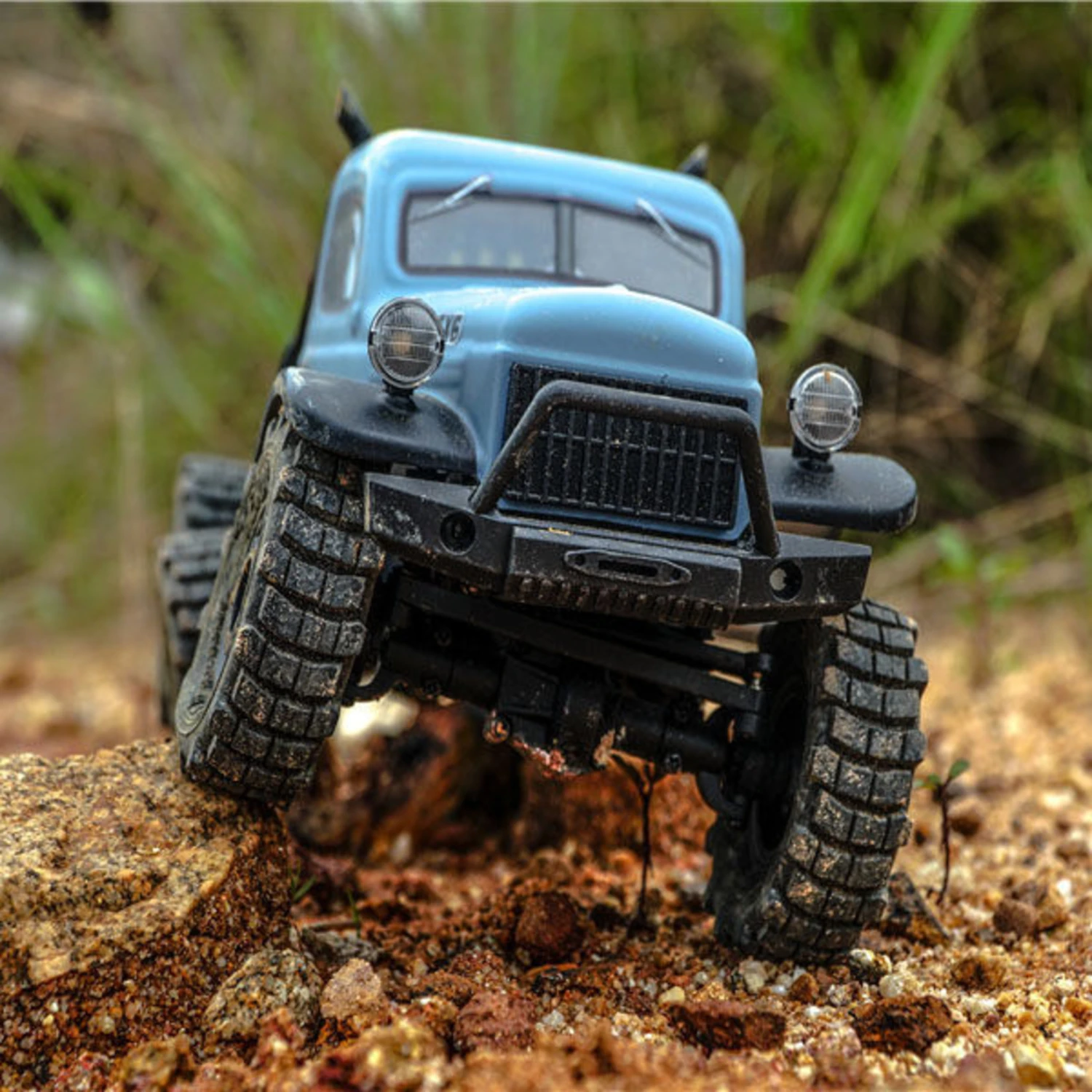 FMS 1/18 Atlas 6x6 RTR Crawler (Blue) #FMMROC002T2 11 FMS 1/18 Atlas 6x6 RTR Crawler (Blue) #FMMROC002T2 - Image 9