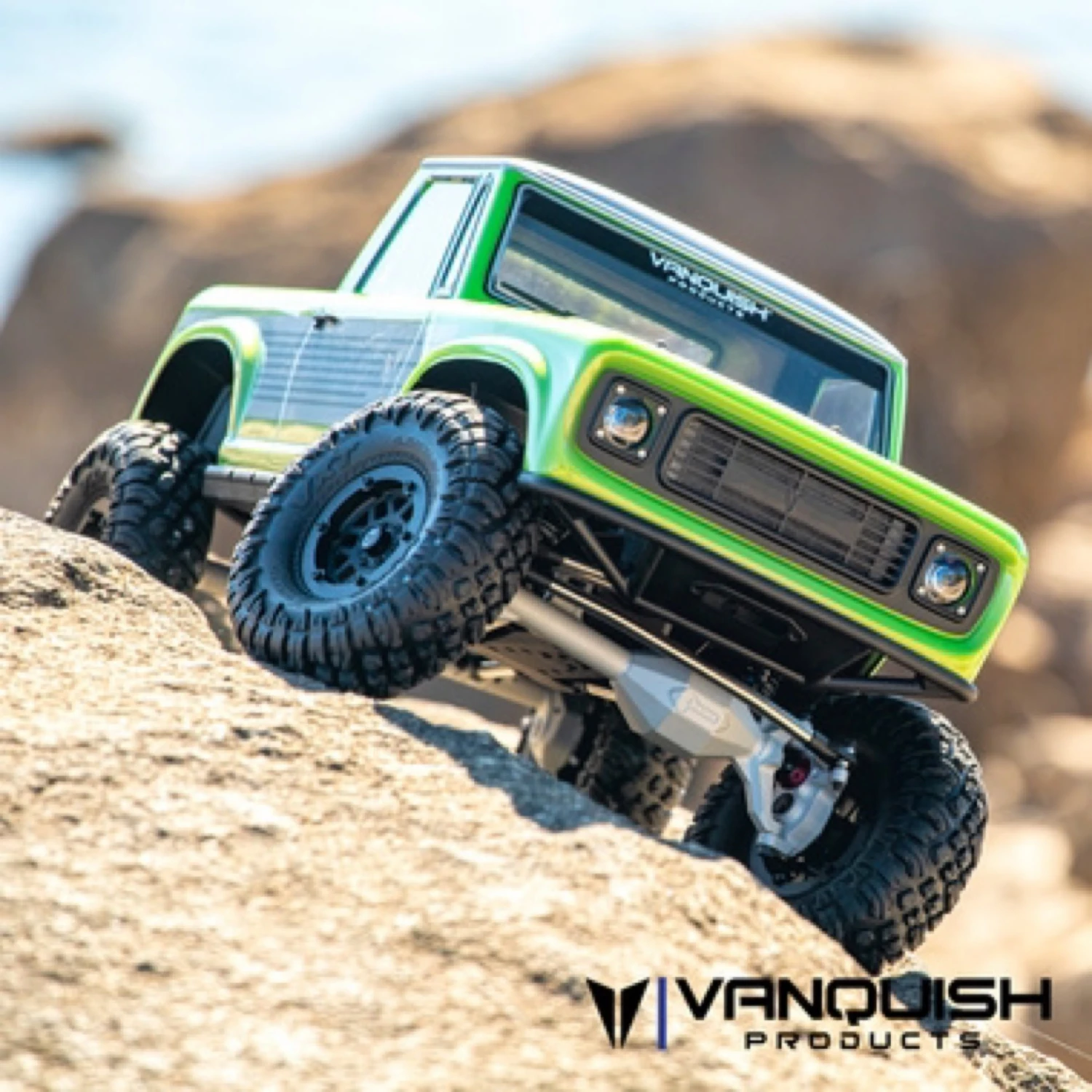 Vanquish Products VS4-10 Ultra Rock Crawler Kit W/Origin Half Cab Body (Silver) #VPS09005 3 Vanquish Products VS4-10 Ultra Rock Crawler Kit W/Origin Half Cab Body (Silver) #VPS09005